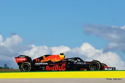 Perez: I went straight into wheelspin off the line