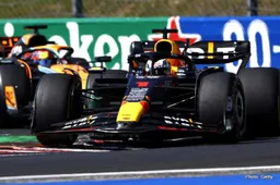 Hungarian Grand Prix: Verstappen hammers it home for win 44