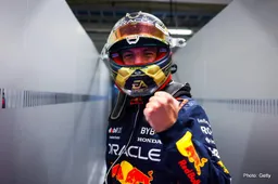 Verstappen: The team told me just to keep pushing