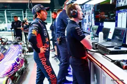 Hamilton and Perez fold miserably in Las Vegas qualy