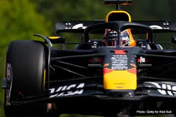 Villeneuve: Verstappen cannot suddenly sign a contract with another team