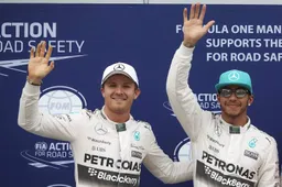 Mercedes play down naughty Rosberg-Hamilton move