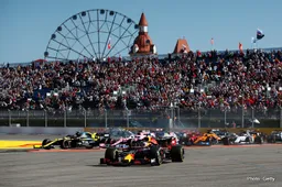 Russell and Ricciardo: Sochi turn 2 needs a redesign