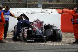 Silverstone WEC: Senna fractures foot in FP1 crash