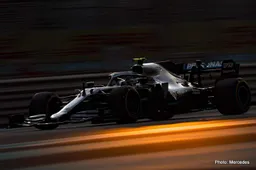 Abu Dhabi FP2: Bottas tops despite Grosjean clash