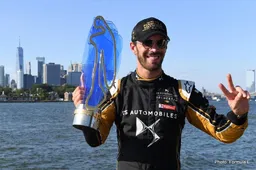 Formula E New York: Frijns wins, Vergne double-champion
