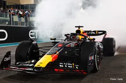 Verstappen: Emotional in-lap driving RB19 for last time