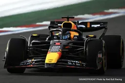 US Grand Prix Sprint: Verstappen wins, Norris cracks