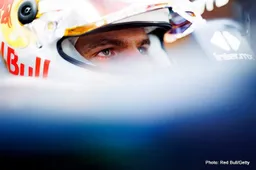 Verstappen: I'm there to race, not entertain crowds