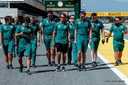 Vettel robbed of bag in Barcelona