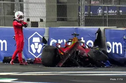 Jeddah FP2: Hamilton tops, Leclerc Crashes