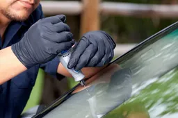 Benefits of Mobile Windshield Replacement & Repair