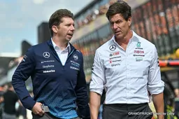 Vowles hails Wolff as a great mentor