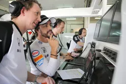Spaniards rally behind Alonso amid his struggles at McLaren