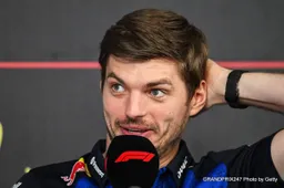 Ralf Schumacher says Max Verstappen should deliver criticism behind closed doors