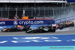 Toto Wolff says Mercedes have to dig deep to fix their Formula 1 race starts