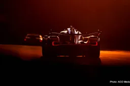 Le Mans 24 Hours: Titanic battle set for final hour as Cadillac, BMW and Toyota in the mix