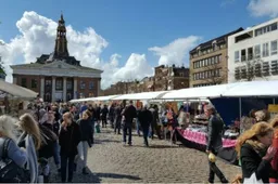 foto die dit gebruikt voor dingen 050 915x518 vlooienmarkt