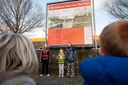 Start bouw Huis Ten Post door Andrea Hooymans 1212202568 Online