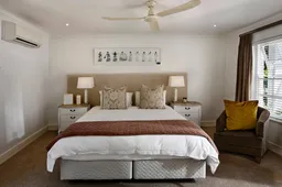 bedroom 5664221 1920