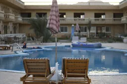 grand-hotel-2178413_1920