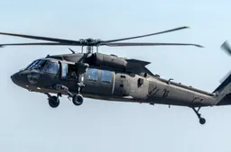Sikorsky_UH-60M_Blackhawk_17-20927_HGR_MD1