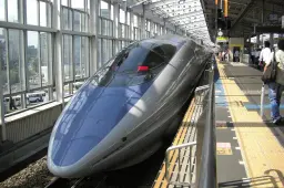 bullet-train-train-nozomi-e13810