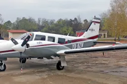 Piper_PA-34-200T_Seneca_II_YU-BZW_LYKV