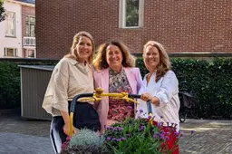 Persbericht foto vlnr Eske Scheele, - Attiya Gamri - Mirjam du Cloo