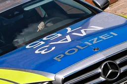 Neckargemünd_-_Mercedes-Benz_-_Polizei_-_2018-08-26_13-12-03 kopiëren