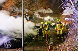 BDFF7275-0909-40DE-A337-AFC023E45D2F