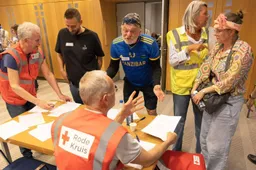 Oefening 23 april Hello Goodbye