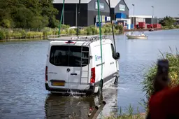 20260802_berging_busje_ringvaart_zwanenburg_15