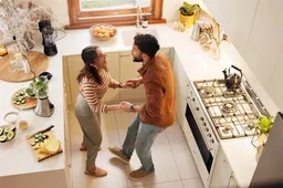 shutterstock_2531030015