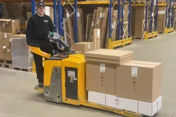 28460950-cb1a-4e7e-9863-738bb32b762e