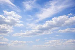 Wolkenpracht in een blauwe hemel