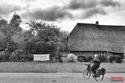 Marie op fiets