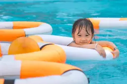 cuong_paul-swim-8110683_1920