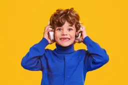 jongen-met-koptelefoon
