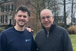 Veilig sporten voor iedereen.Wethouder Aart Slob sprak met sportcoach Thijs Sloot van Sportservice Lingewaard .Gemeente Lingewaard