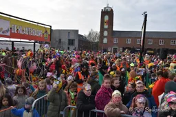 54354972837_34776c41e5_h