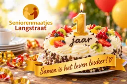 Feestelijke verjaardagstaart van Seniorenmaatjes Langstraat