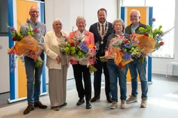 Groepsfoto lintjesregen 2026 Losser