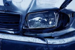 headlamp 2940 640 px 1