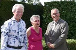 60 jaar getrouwd-525335186_1201972928636745_2759445633851692760_n-1