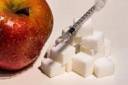 insulin-syringe-1972843_1920-1