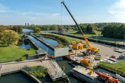 RWS Sluis Panheel schotten plaatsen 64klein_tcm26-348940-1