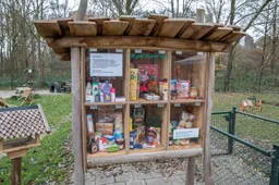 2. 'Ik geef - ik neem kast' voorziet in een behoefte (foto Peter Noy C)