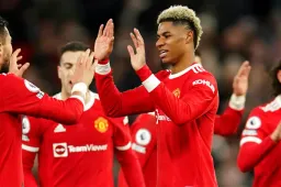 Man Utd striker Marcus Rashford will only join Barcelona 'if guarantee is met'