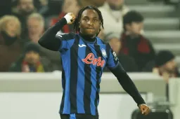 Man Utd push for versatile striker 'who is one of Europe's most dangerous forwards'